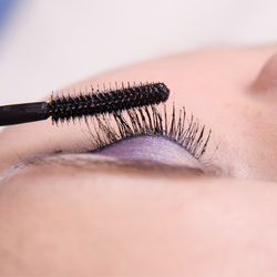 TEINTURE DES CILS