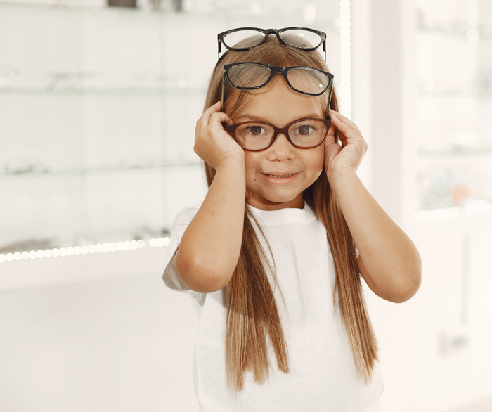 LUNETTES EN FAMILLE