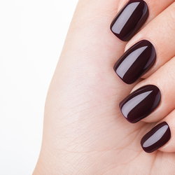 POSE DE COULEUR VERNIS SEMI PERMANENT