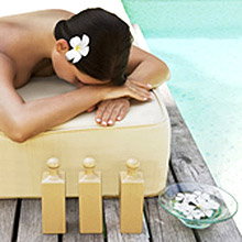 MASSAGE DU DOS Lomi Lomi