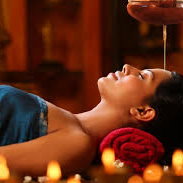 Soin ayurvédique à l'huile chaude 50mn (Massage crânien — Rituel Shirodharaa)