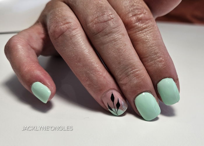 JACKLYNE'ONGLES LIANCOURT