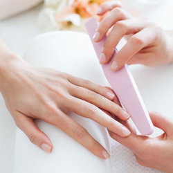MANUCURE SANS POSE DE VERNIS