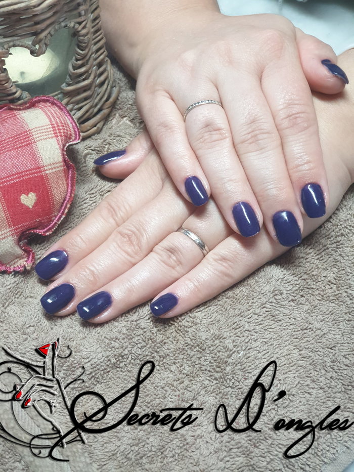 Secrets d’ongles/ F comme Femme . Christel Schlosser : photo 7