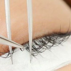 RETOUCHE CILS 4  SEMAINES