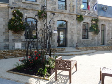 Mairie  de Saint Aubin d'Aubigné