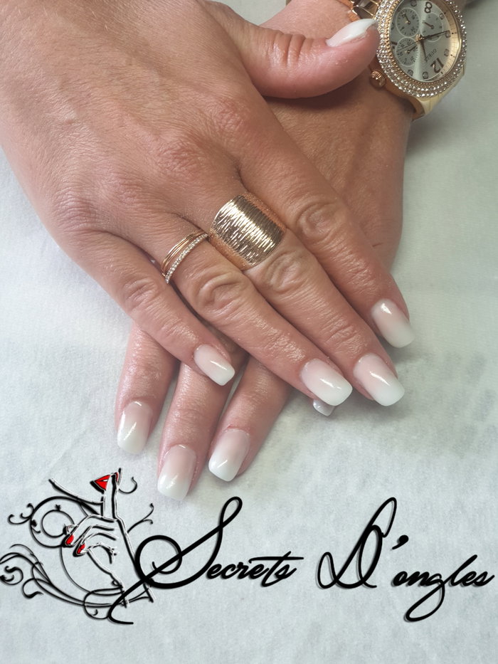 Secrets d’ongles/ F comme Femme . Christel Schlosser : photo 12