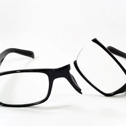 ⁣Récupérer mes lunettes réparées