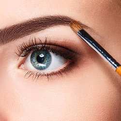 Teinture des cils OU des sourcils