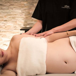 Le Yun - Massage pour les femmes enceintes