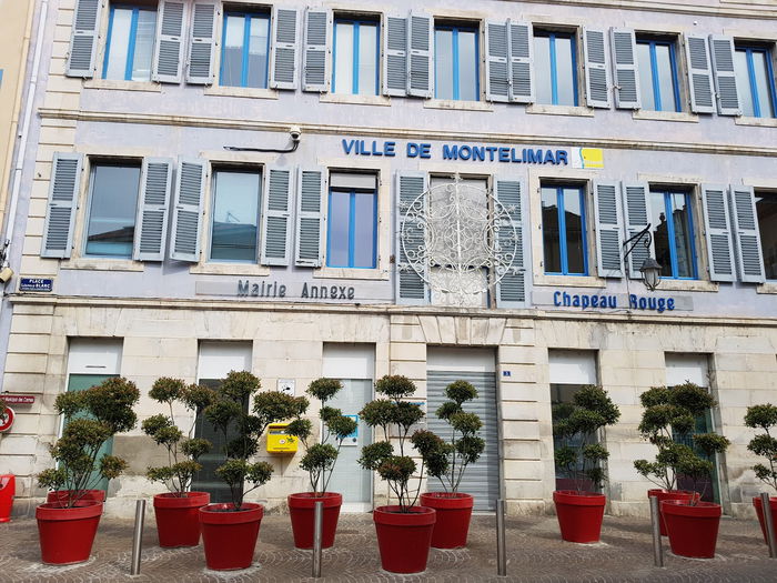 Passeport et carte d'identité MAIRIE ANNEXE CHAPEAU ROUGE - MONTÉLIMAR (Place Léopold Blanc)