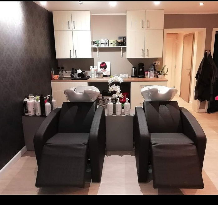 Racine Carrée Salon de coiffure Ramillies à Ramillies - RDV360