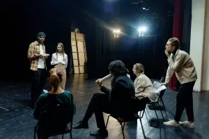 CABARET DES BELLES POULES